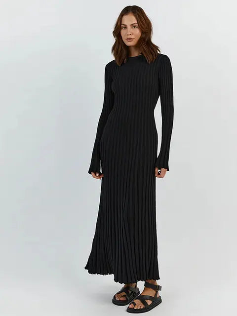 Long sleeved Knitted Maxi Dress